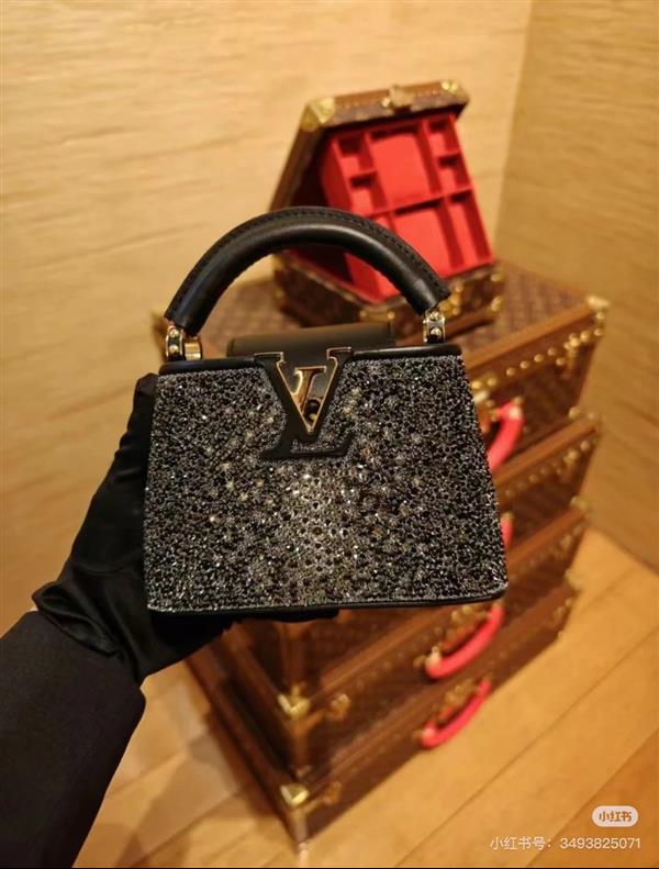 2026120164332718 830